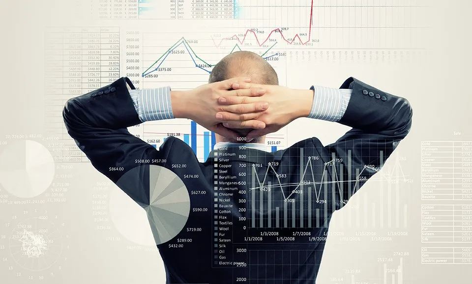 Role of Data-Driven Decision Making in Business Innovation